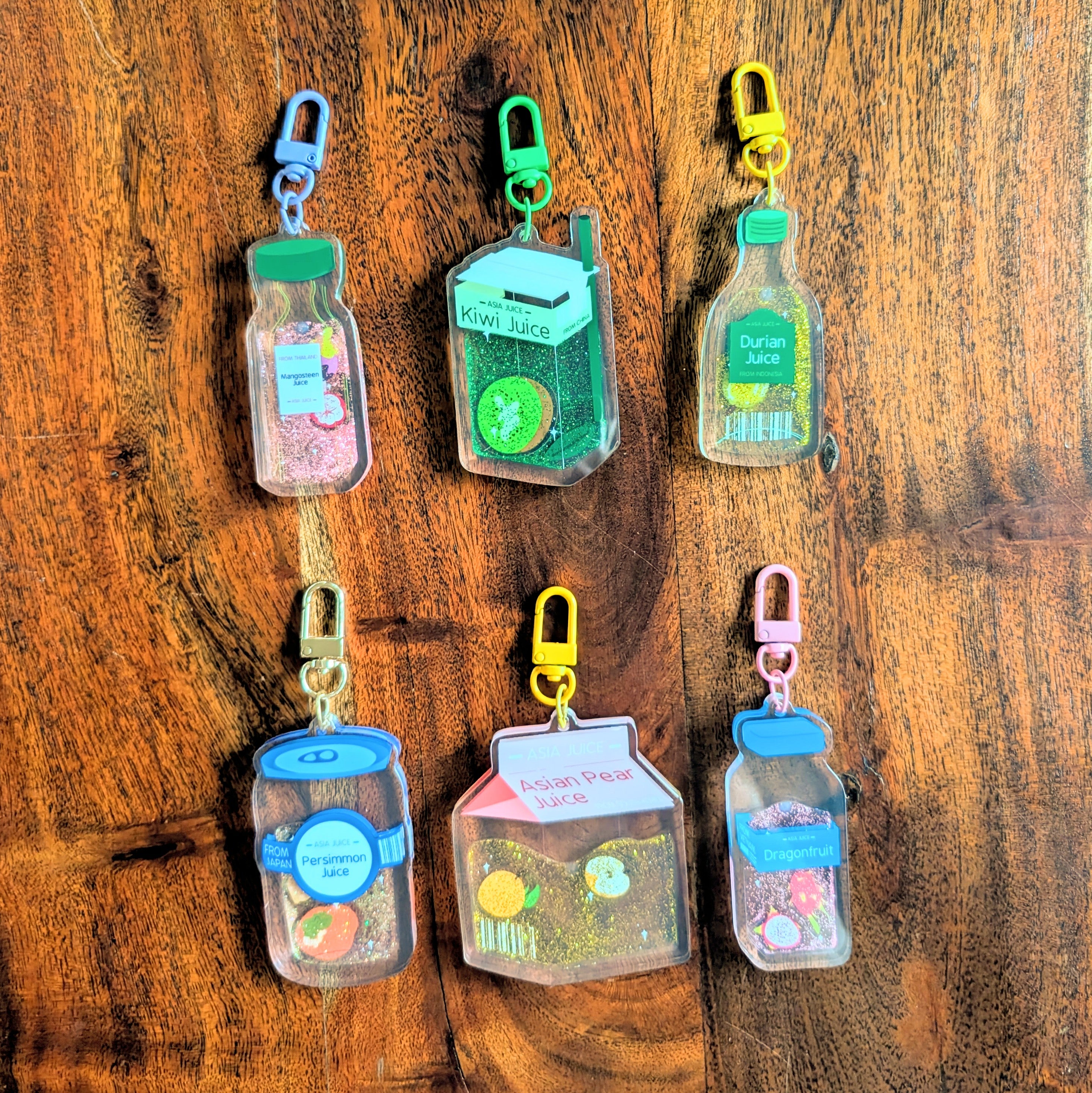 Asia Juice Keychain with Liquid Glitter image 0